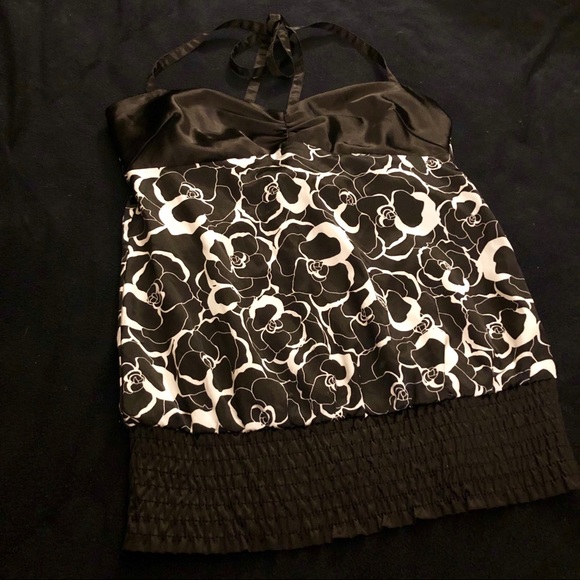 GUESS Rose Black/White Silky Halter Top Medium - Picture 3 of 6